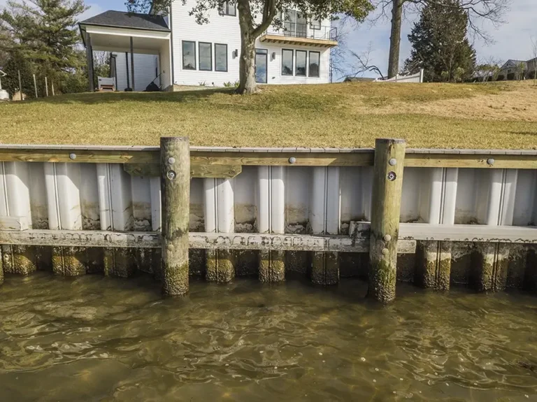 Waterfront boat lift (2)